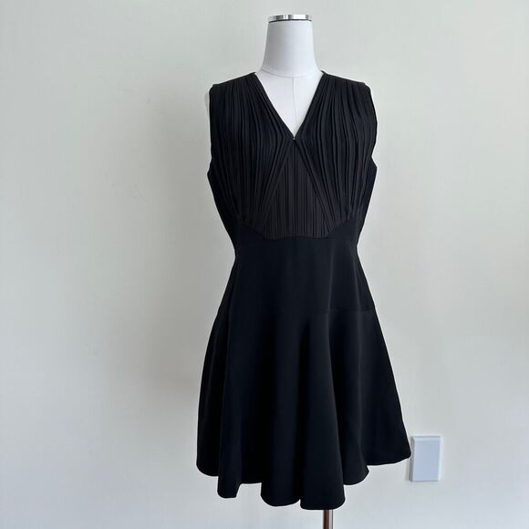 Victoria Beckham Dress 10 US Black Fit Flare Minimal Elegant Quiet Luxury Modest - Picture 1 of 14
